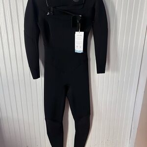 BILLABONG Black Full-Body Wetsuit